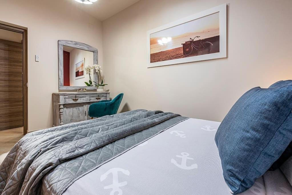 Lusso E Relax Con Piscina A 2 Minuti Dal Mare Apartment Miami Playa Ngoại thất bức ảnh