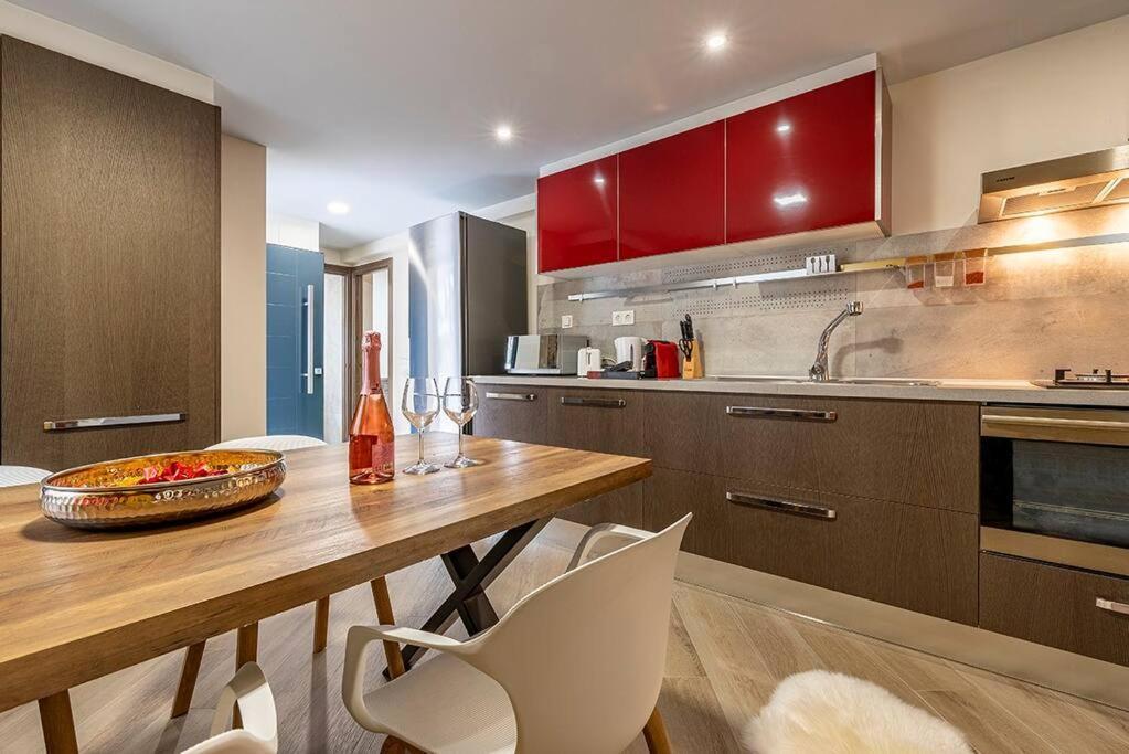 Lusso E Relax Con Piscina A 2 Minuti Dal Mare Apartment Miami Playa Ngoại thất bức ảnh